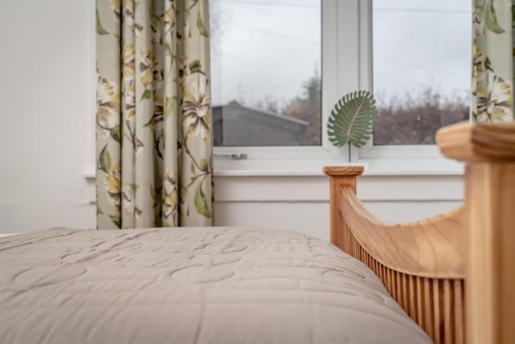 Heather Cottage, 2 Bedroom In Comrie Esterno foto