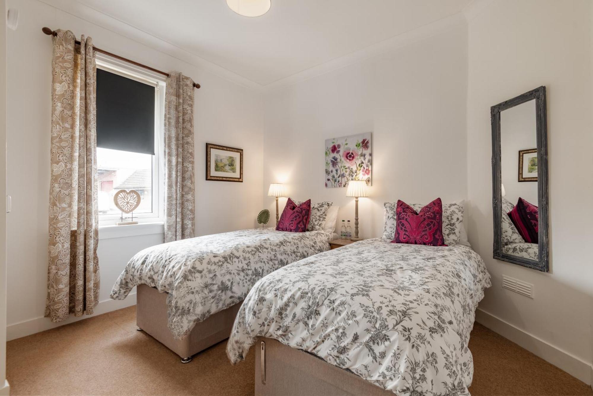 Heather Cottage, 2 Bedroom In Comrie Esterno foto